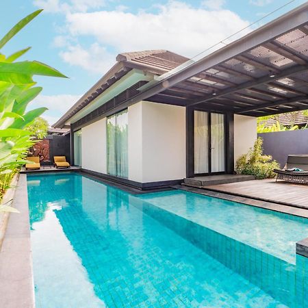 Javana Royal Villas Семіньяк Екстер'єр фото