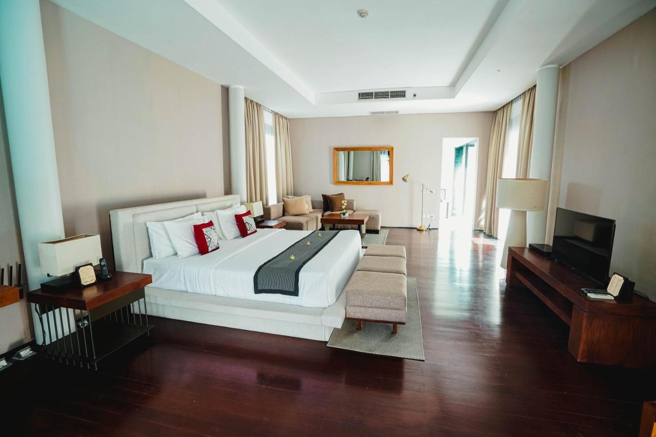 Javana Royal Villas Семіньяк Екстер'єр фото